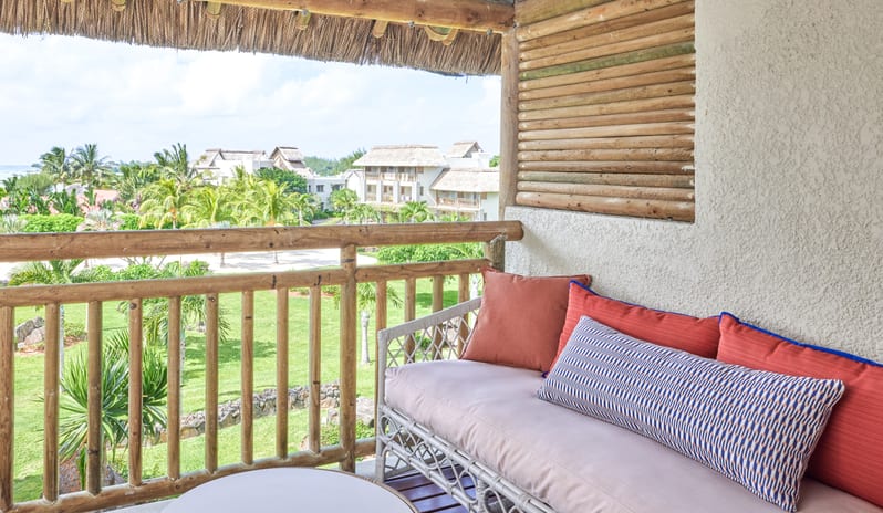 Couple Privilege Suite Sea View